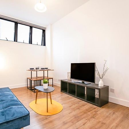Split Level Studio Apartment In Camden Лондон Екстериор снимка