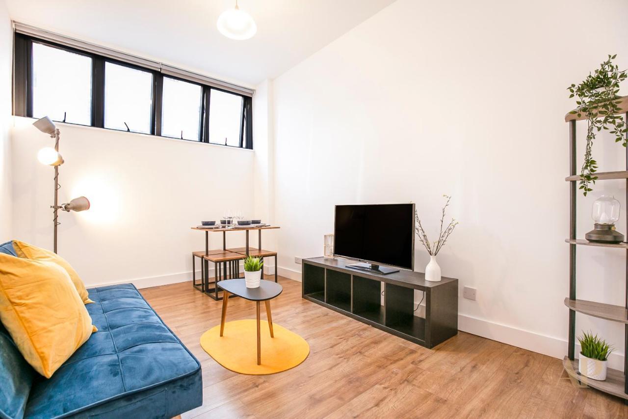 Split Level Studio Apartment In Camden Лондон Екстериор снимка
